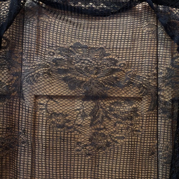 Ladies Shawl - Picture 2 of 3